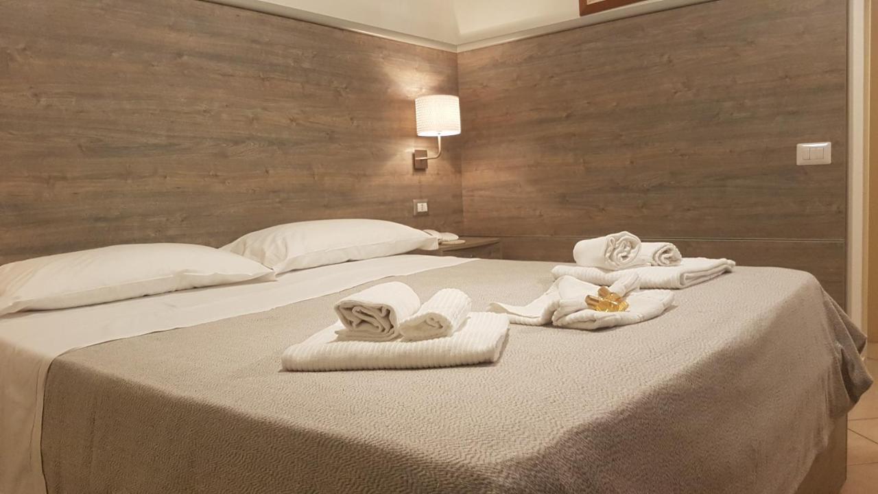 Hotel La Baia Ponza Dış mekan fotoğraf