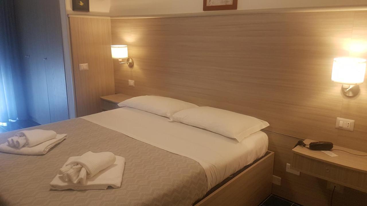 Hotel La Baia Ponza Dış mekan fotoğraf