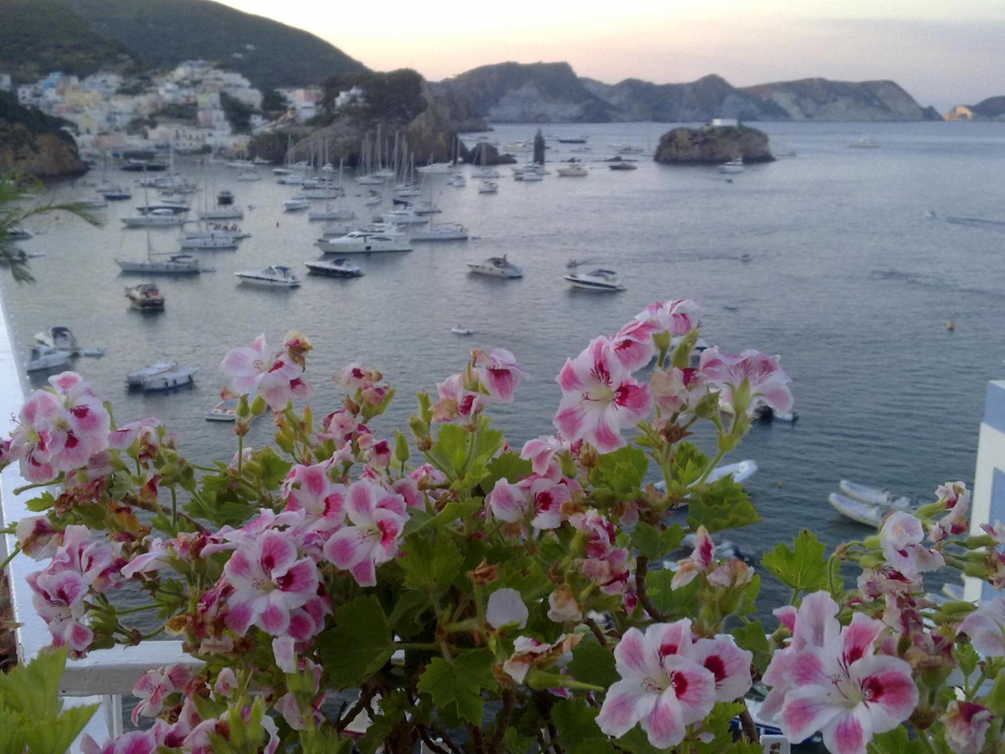 Hotel La Baia Ponza Dış mekan fotoğraf