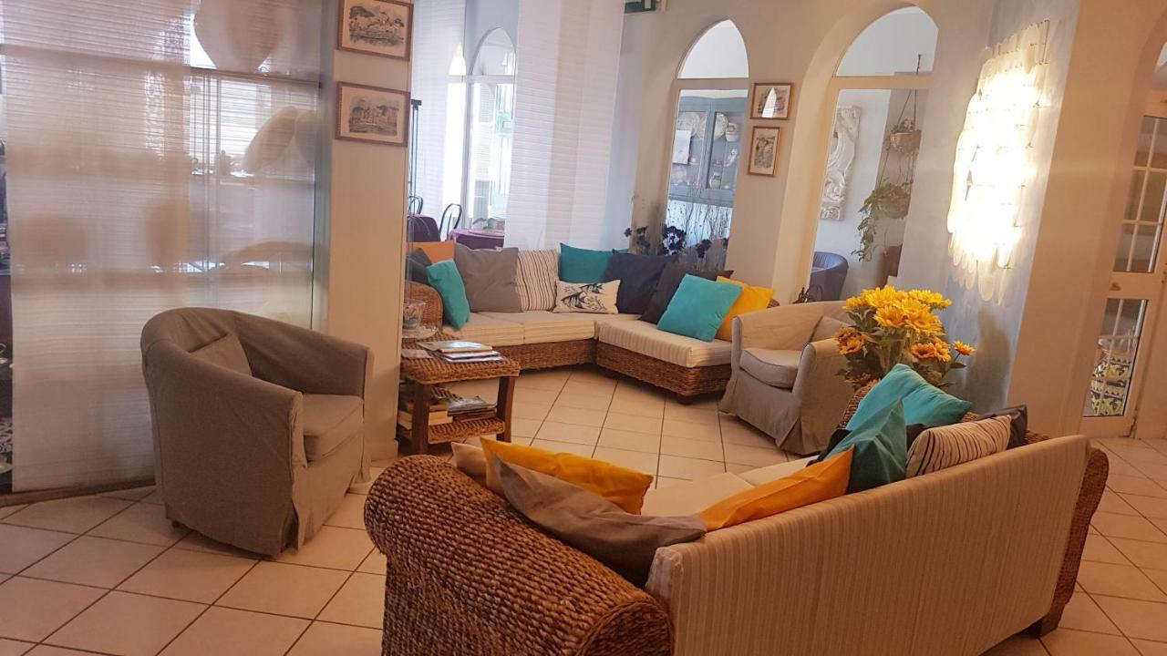 Hotel La Baia Ponza Dış mekan fotoğraf